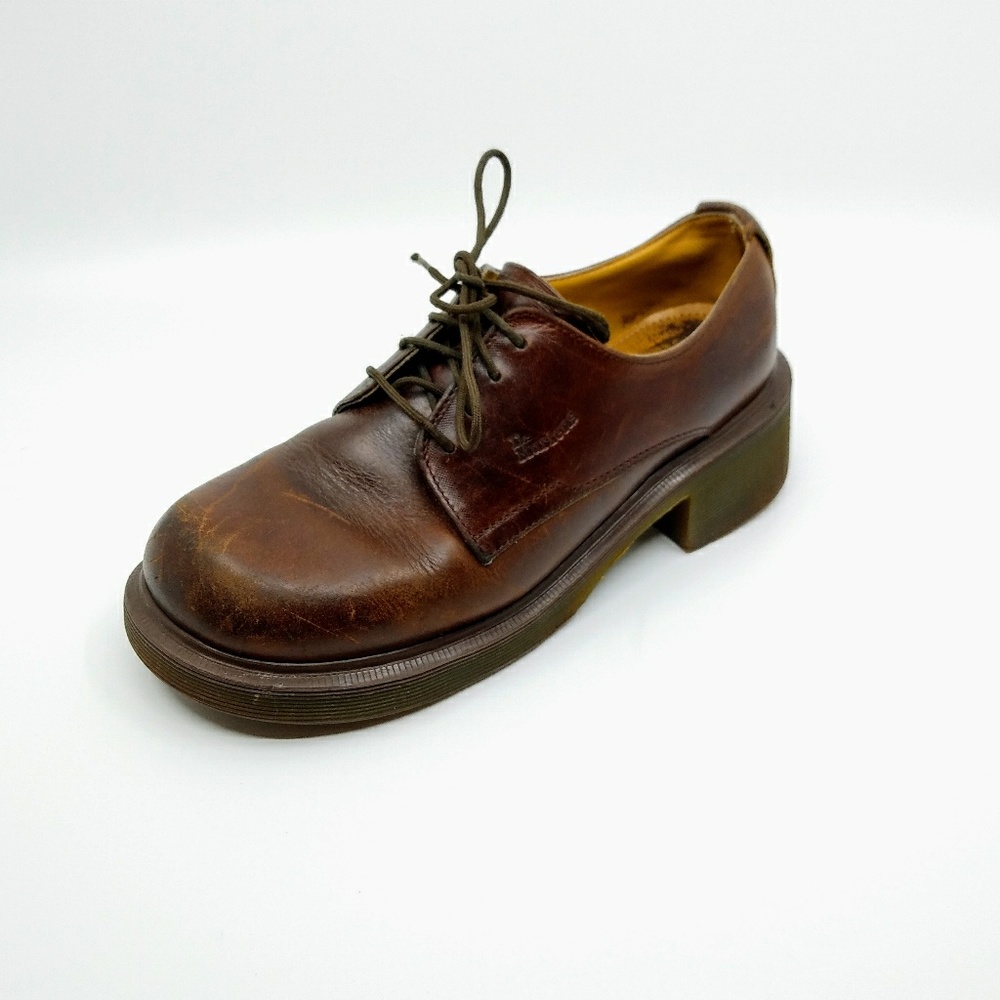 Dr. Martens Gibson Shoes
Womens 
Brown Leather Chu